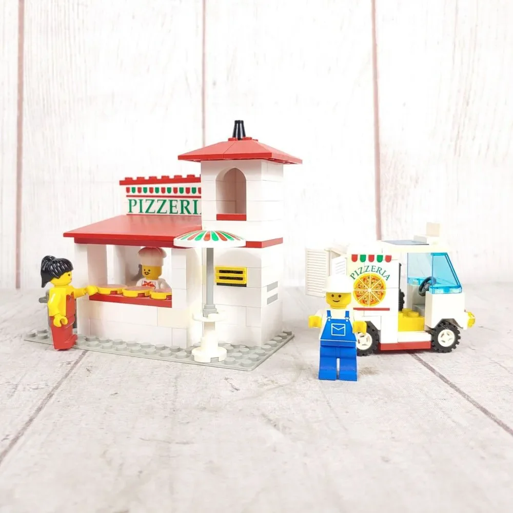 1994 LEGO Town: Pizza-To-Go Store 6350 - 100% COMPLETE w/ Instructions - NO BOX